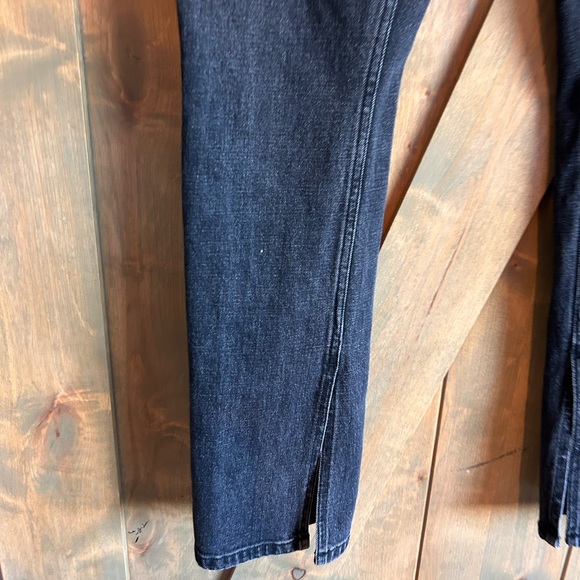 Abercrombie black vent hem Jean - Picture 9 of 11